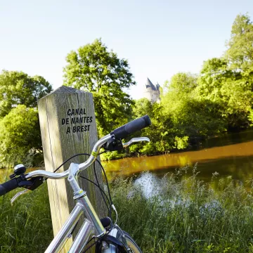 Blain et ses environs, entre canal, forêt et patrimoine 