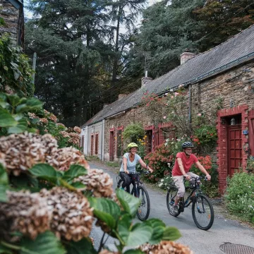La Régalante : une aventure à vélo entre le Mont Saint-Michel et Nantes 