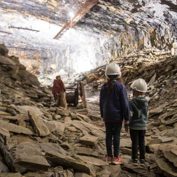 Plongée familiale au cœur de l'Anjou Bleu dans le Maine et Loire, entre nature et patrimoine 