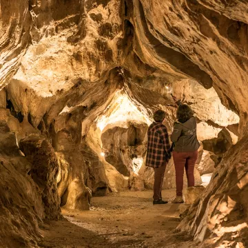 Voyage au fil du temps et des arts autour de Sainte-Suzanne et Jublains  