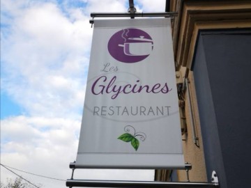 © Les Glycines Restaurant