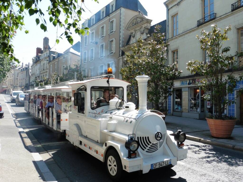 Le Petit Train Touristique - Saumur Val de Loire Tourisme
