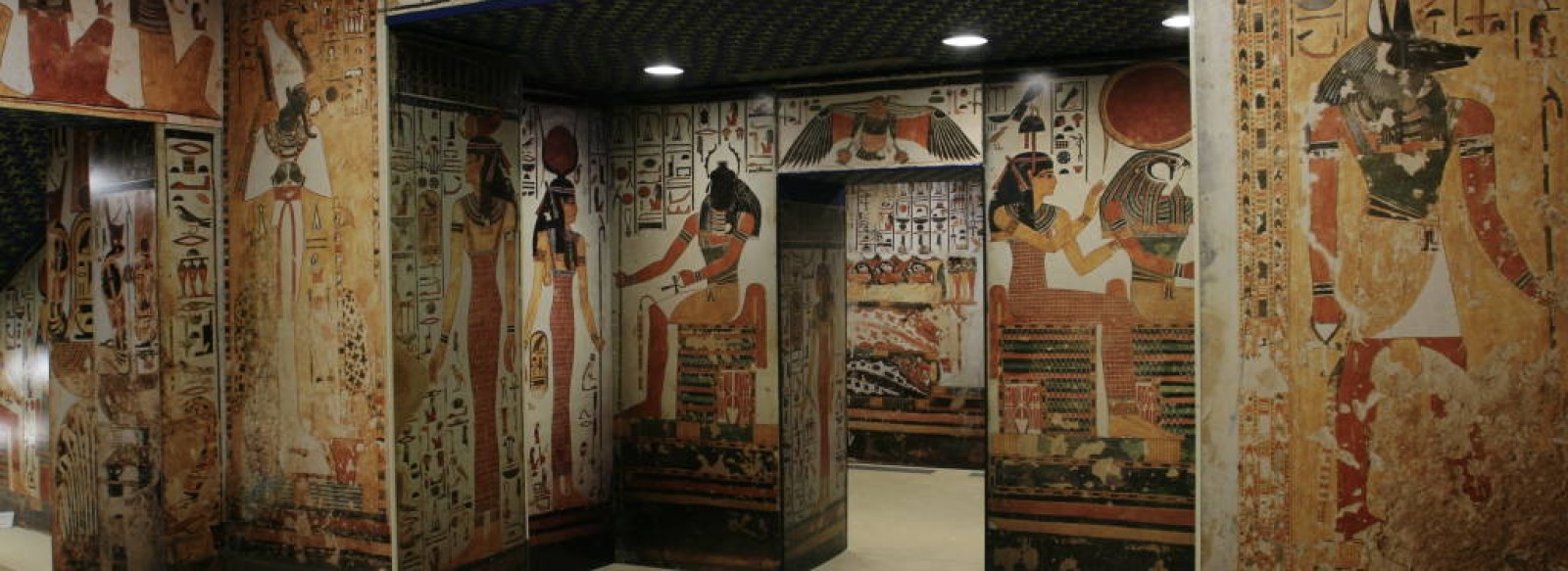 GALERIE EGYPTIENNE DU MUSEE DE TESSE