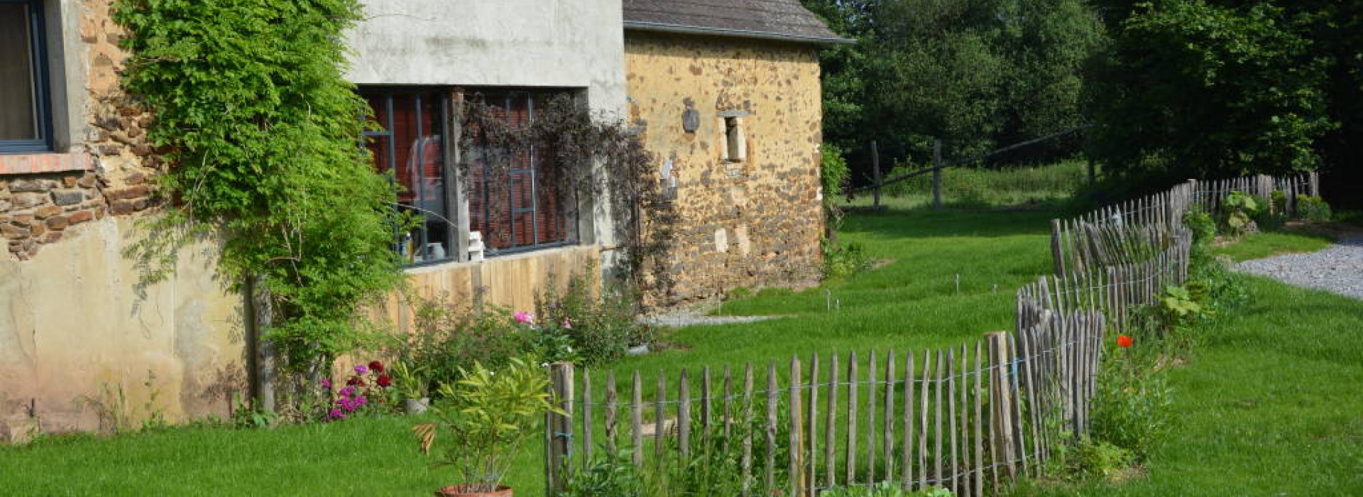 GITE L'ATELIER AND COW