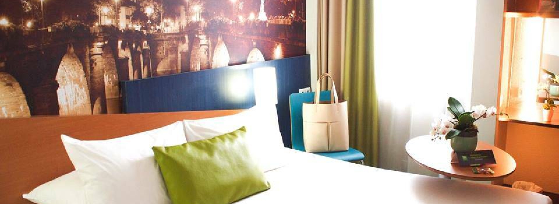 IBIS STYLES ANGERS CENTRE GARE