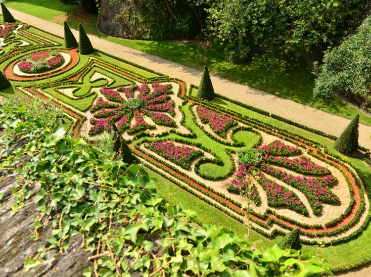 Les jardins à la française du château d'Angers